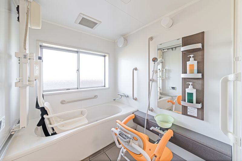 Best Elderly Bath Remodel Contractors in Mason City, IA